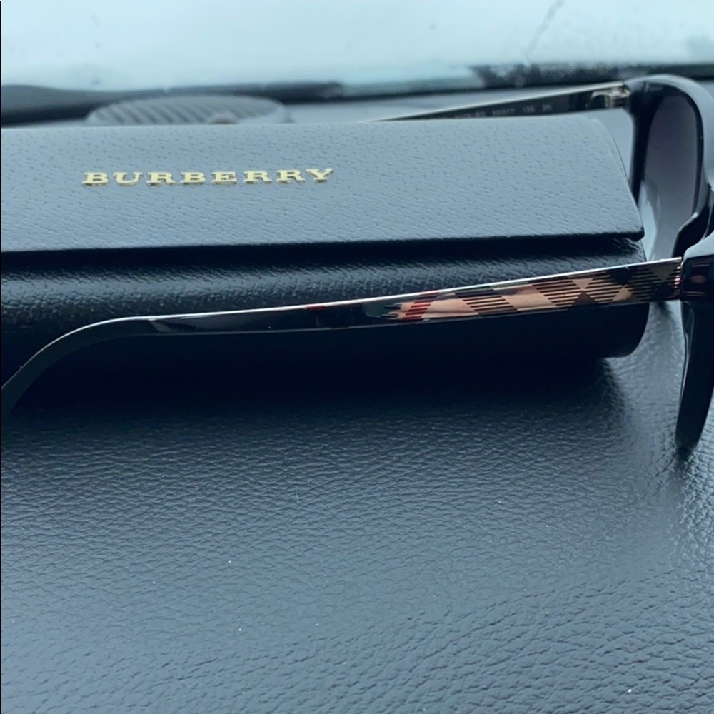 Burberry sunglasses
